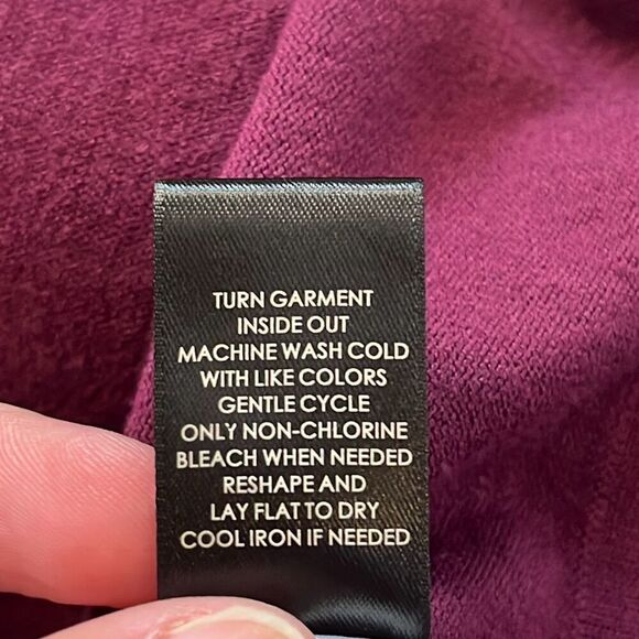 Torrid Purple Highland Thistle Crew Neck Sleeveless Knit Sweater 4X - Picture 6 of 6